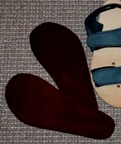 19147B: TM134 Suede Soles, small 